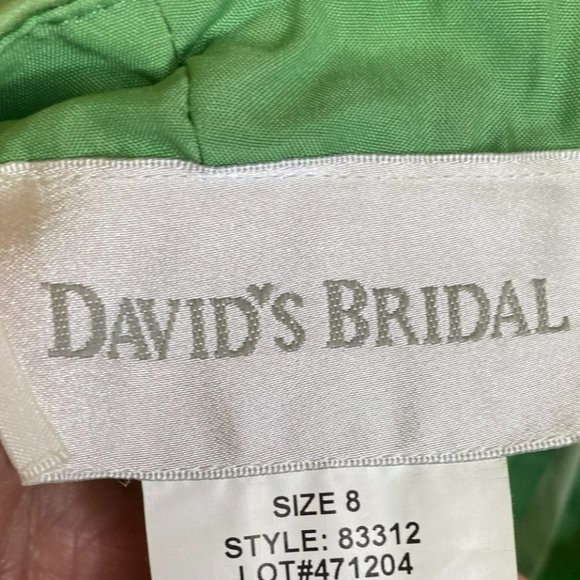 David’s Bridal Strapless Green Party Dress Size 8 – Ruched Bodice, Fit & Flare - Picture 5 of 10